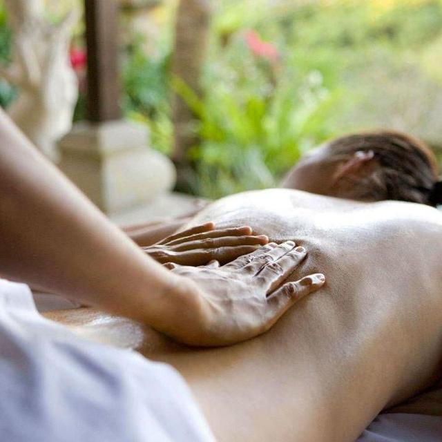 Massage at Aqua Wellness Resort in Nicaragua
