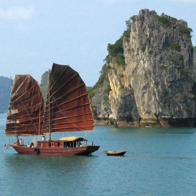 Honeymoon Nights Aboard a Sail Ship in Lan Ha Bay - Vietnam