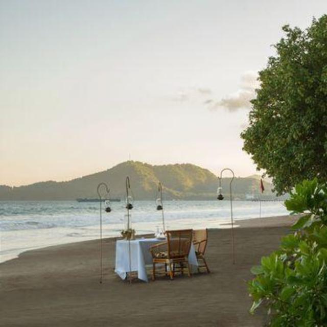 Private Beach Dinner