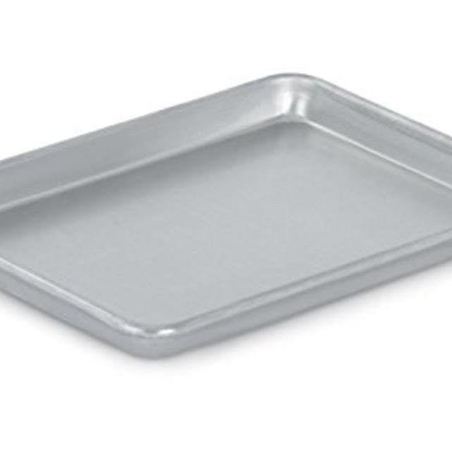 Vollrath (5220) 9-1/2" x 13" Quarter Size Sheet Pan - Wear-Ever Collection