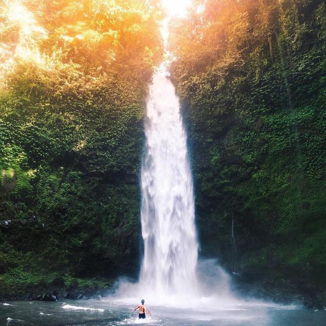 Waterfall Expedition