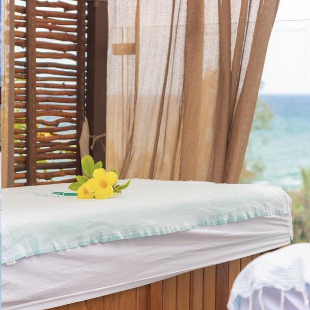 Couples Massage on the Beach