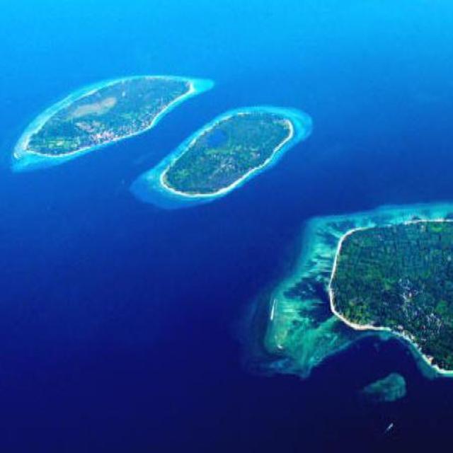 Gili Island snorkeling