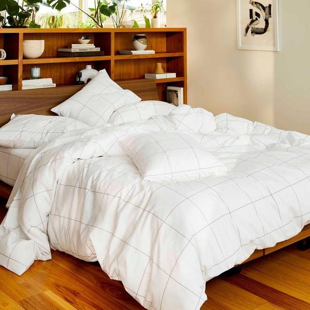 Brooklinen Luxe Sateen 4-Piece Core Sheet Set