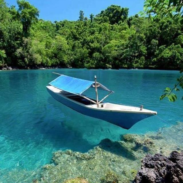 Private boat tour--East Shore, Lombok, Indonesia