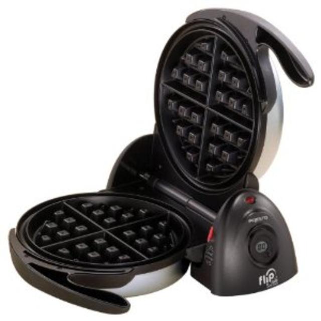 Presto 03510 FlipSide Belgian Waffle Maker