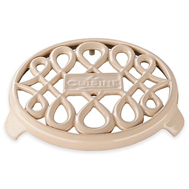 La Cuisine Cast Iron Round Trivet in Cream