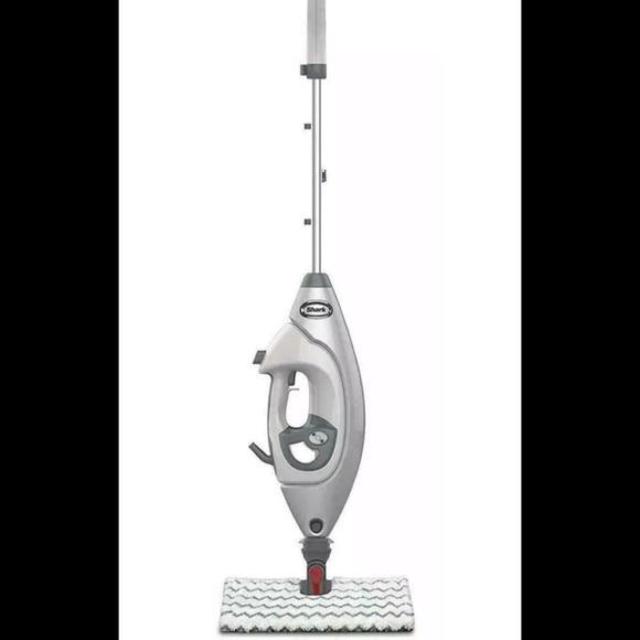 Shark® Lift-Away® Pro Steam Pocket® Mop