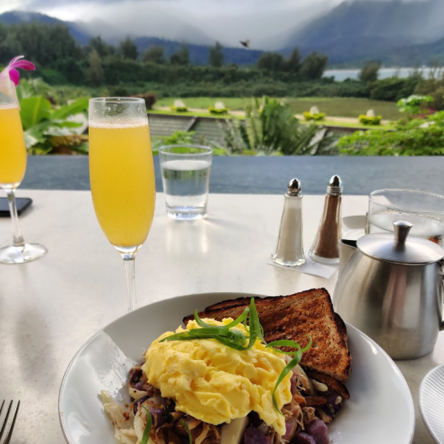 Breakfast in Hawaii at Makana Terrace