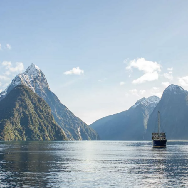 Milford Sound Overnight Cruise