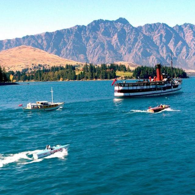 Lake Wakatipu Speed Boat Hire