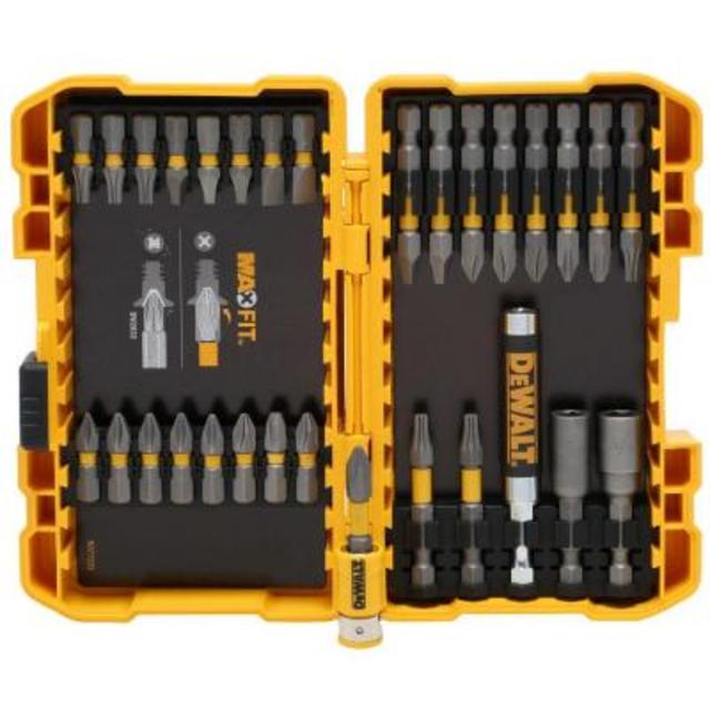 Max Fit Screwdriving Set (30-Piece)
