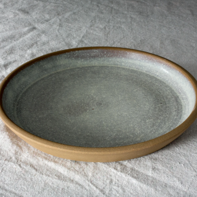 Fat Rim Dinner Plate: Dry Oats - Settle Ceramics