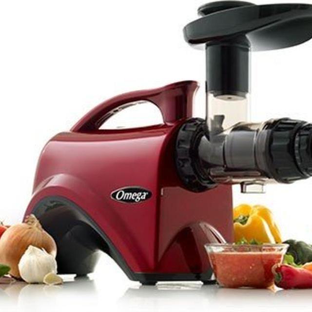 Omega NC800 HDR 5th Generation Nutrition Center Juicer, Red