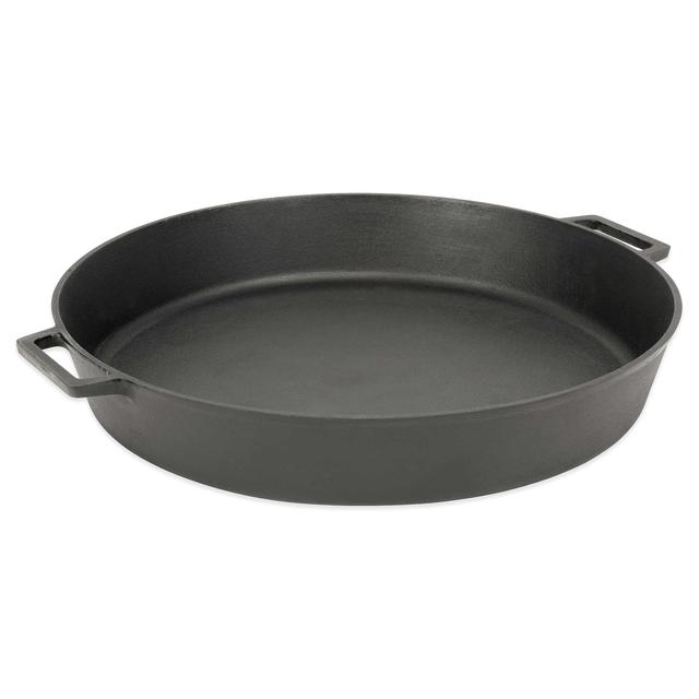 Bayou Classic® Cast Iron Jumbo Round Skillet