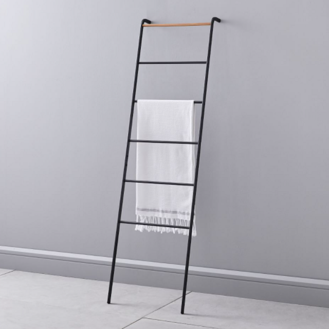 Yamazaki Home Tower Leaning Ladder Rack