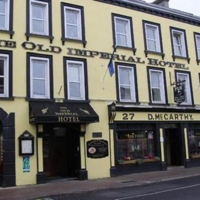 A Place (Or Two) To Stay in Ireland