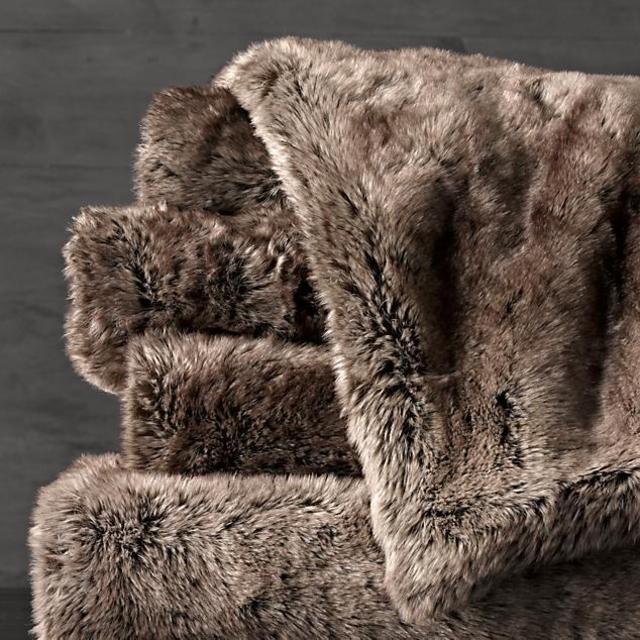 Luxe Faux Fur Throw