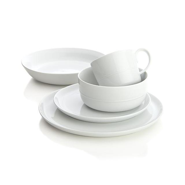 Hue White Dinnerware 6 person setting