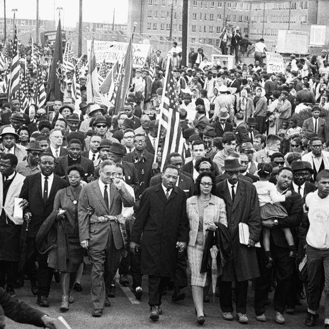 Mobile - Selma: Meile 7353 - Meile 7532