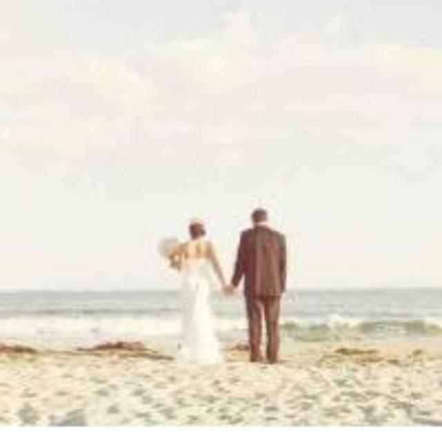 Contribute to our Honeymoon