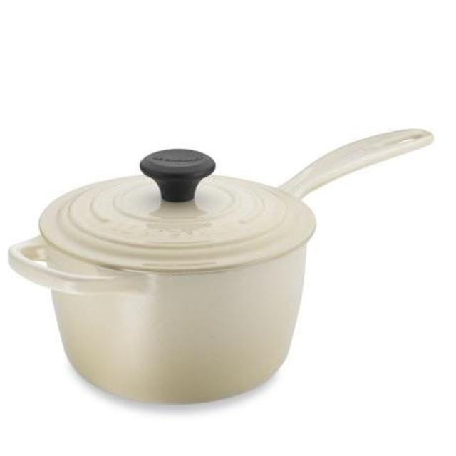 Le Creuset Signature Cast-Iron Saucepan