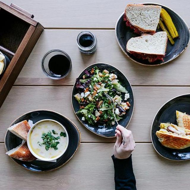 Lunch For Two - Honeymoon