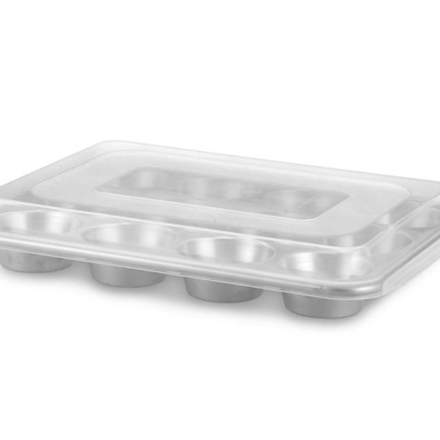 Nordic Ware Covered Aluminum Muffin Pan