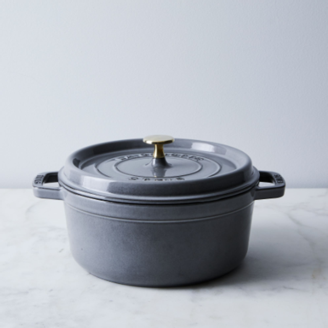 Staub Round Cocotte - 7QT (Graphite & Brass)