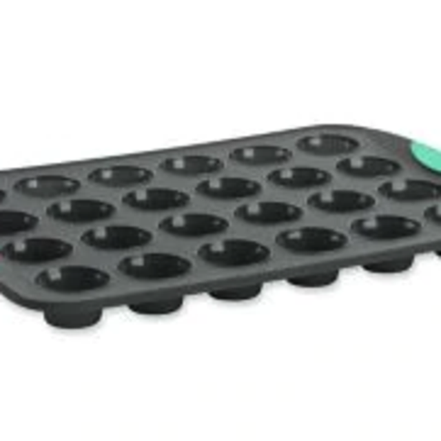 Trudeau Structure Silicone™ 24-Cup Mini Muffin Pan