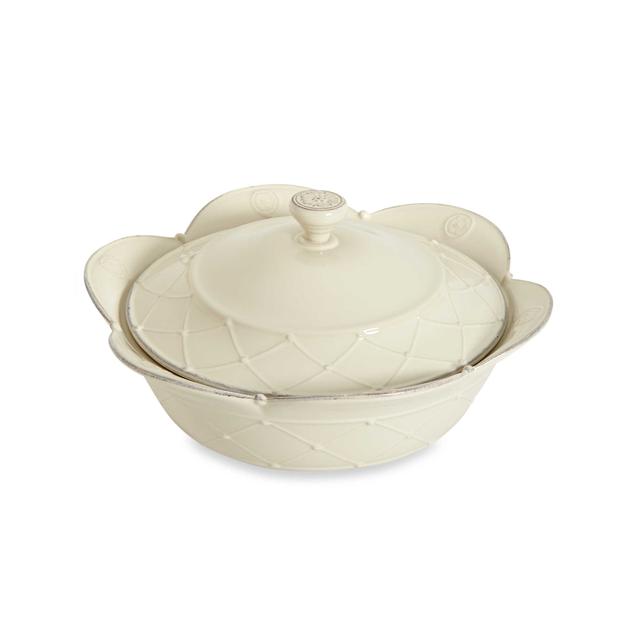 Meridian Cream 2.5 qt. Round Covered Casserole