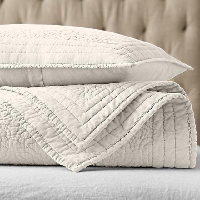 Ivory Heirloom Quilt, King
