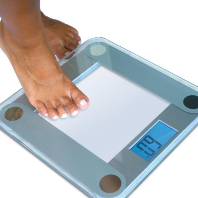 EatSmart Precision Digital Bathroom Scale w/ Extra Large Lighted Display, 400 lb. Capacity and "Step-On" Technology [2016 VERSION] - 20,000+ Reviews EatSmart Guaranteed Accurate