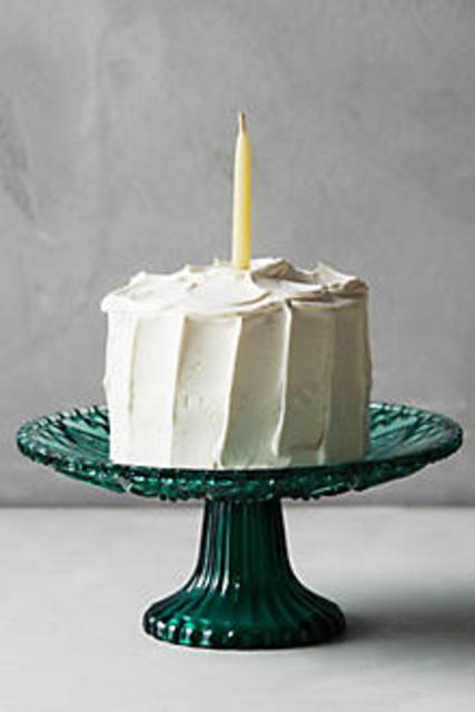 Color-Cut Cake Stand