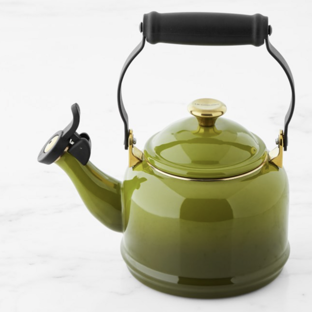 Le Creuset Classic Demi Teakettle (Olive)