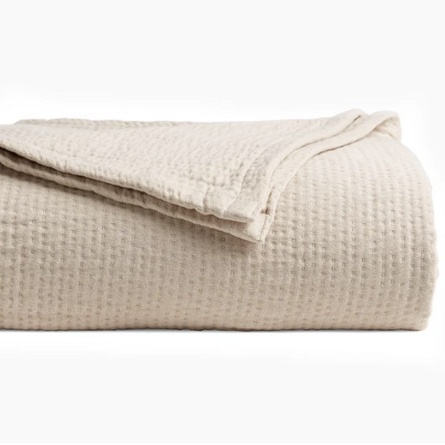 Organic Matelasse Queen Blanket from Under the Canopy