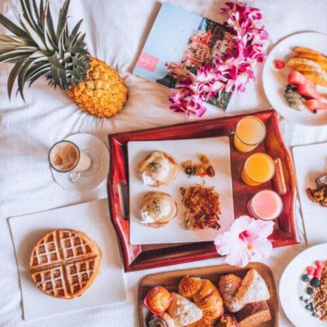 Island Room Service