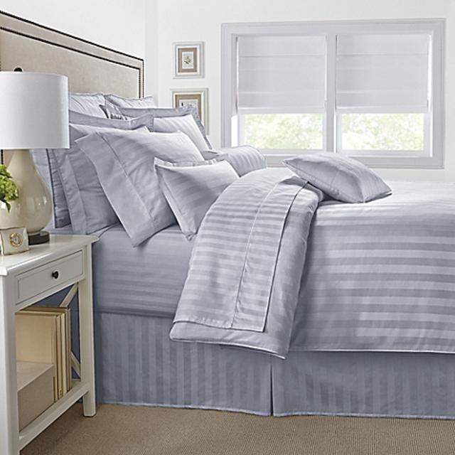 500-Thread-Count Damask Stripe Reversible King Duvet Cover Set in Silver