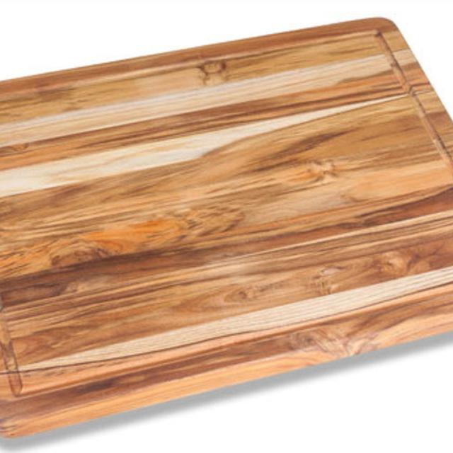 Rectangle Edge Grain Cutting Board with Hand Grip and Juice Canal 24 x 18 x 1.5