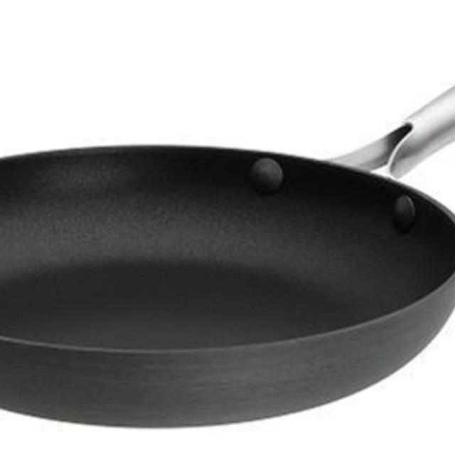 WearEver Premium Hard-Anodized 10-Inch Saute Pan
