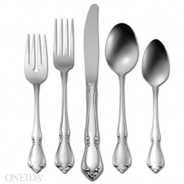 Oneida Chateau 66 Piece Fine Flatware Set, Service for 12
