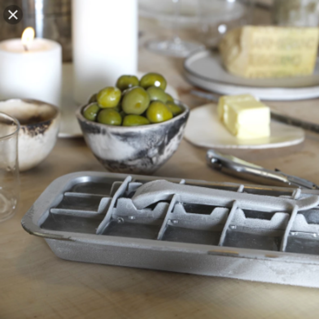 Classic Stainless Ice Cube Tray