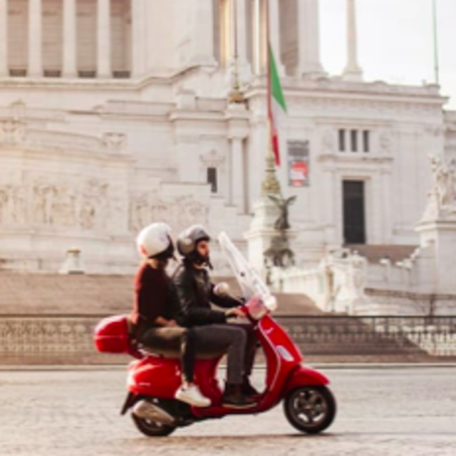 Italy Honeymoon- Vespa Tour of Rome