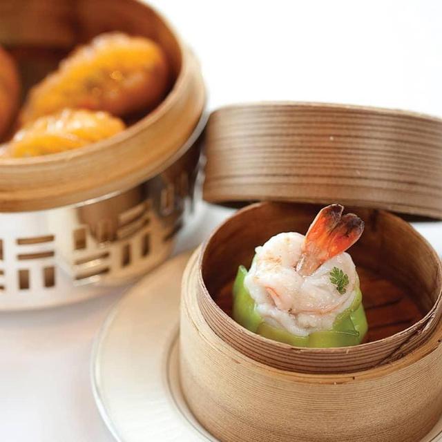 Dinner at Lung King Heen in Hong Kong