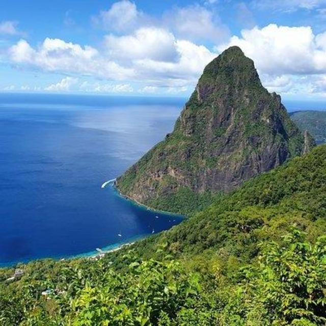Day Trip to The Piton Mountains