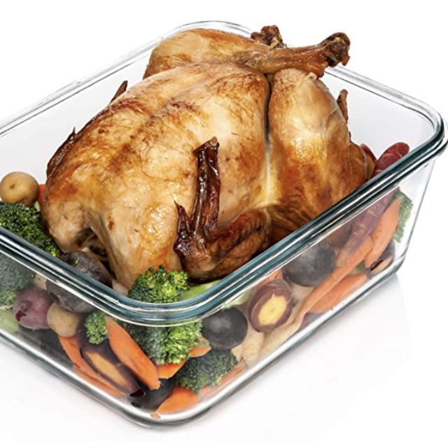 LARGE Glass Food Storage Container with Locking Lid. Ideal for Storing food, Vegetables or Fruits. Baking Casserole, Lasagna, Baking, Roasting chicken & lot of other tasty Food BPA Free