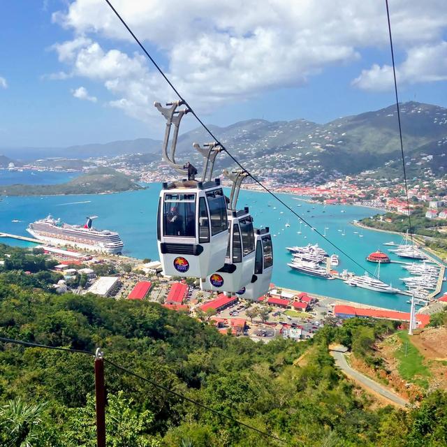 Paradise Point Skyride and lunch with a view!