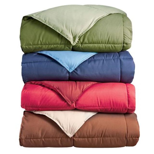 NorthCrest Down Alternative Comforter - Blue Queen size
