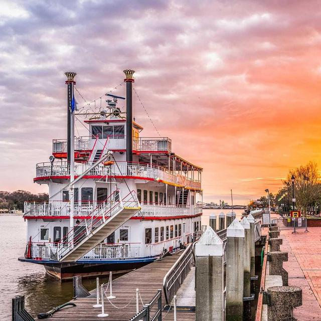 Riverboat Dinner Cruise