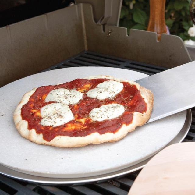 FibraMent Pizza Stone and Grill Cover
